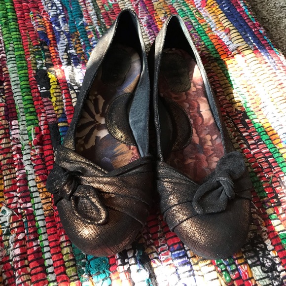 Born iridescent gold and black flats - Picture 1 of 16